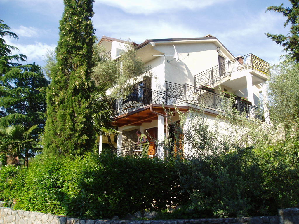 Apartments Villa Elizabet Malinska Quarto foto