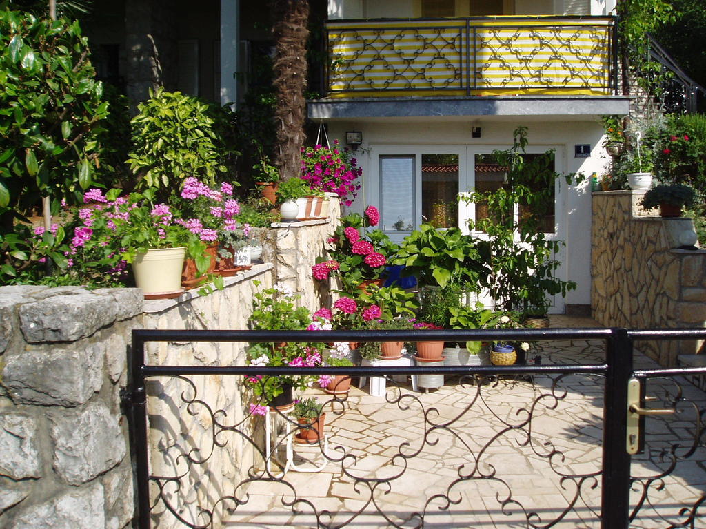 Apartments Villa Elizabet Malinska Quarto foto
